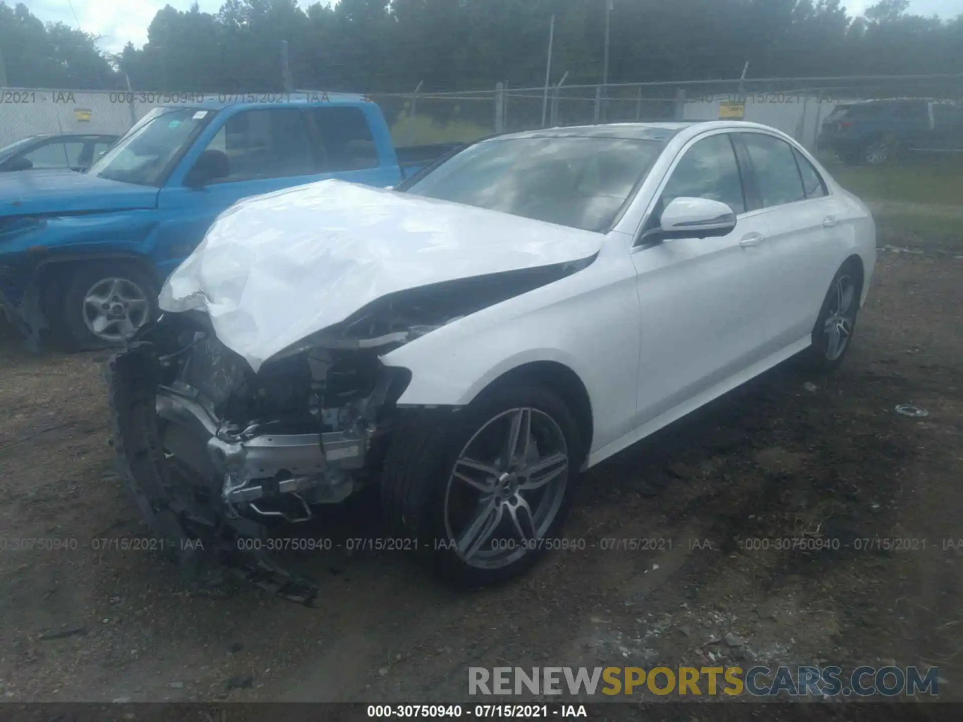 2 Photograph of a damaged car WDDZF6JB0KA591250 MERCEDES-BENZ E-CLASS 2019