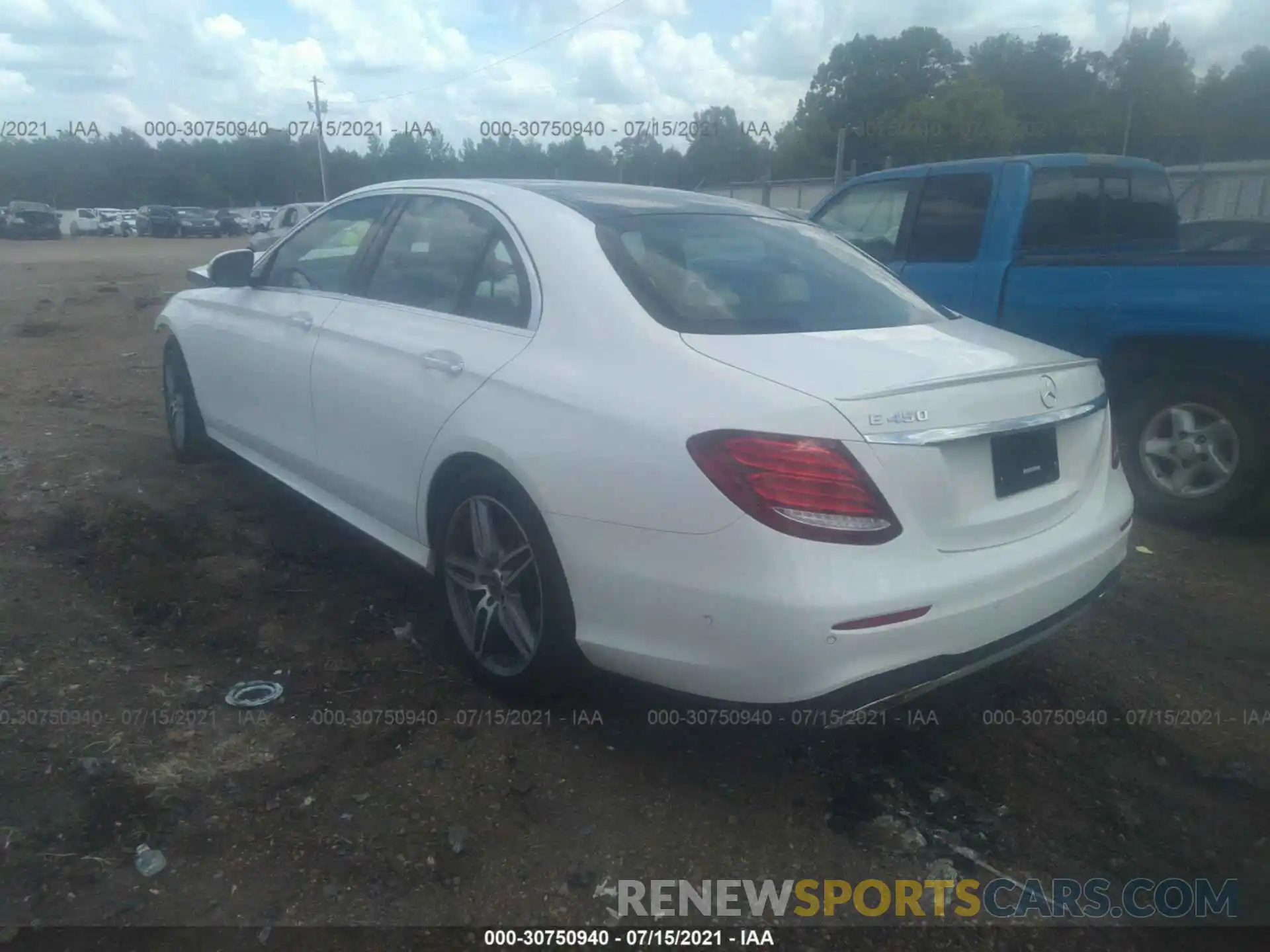 3 Photograph of a damaged car WDDZF6JB0KA591250 MERCEDES-BENZ E-CLASS 2019