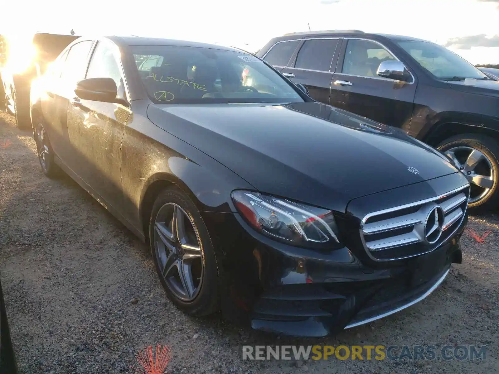 1 Photograph of a damaged car WDDZF6JB1KA518713 MERCEDES-BENZ E-CLASS 2019