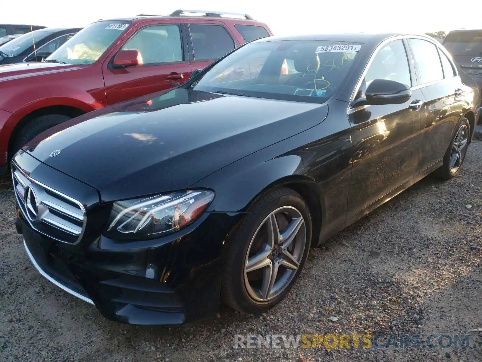 2 Photograph of a damaged car WDDZF6JB1KA518713 MERCEDES-BENZ E-CLASS 2019