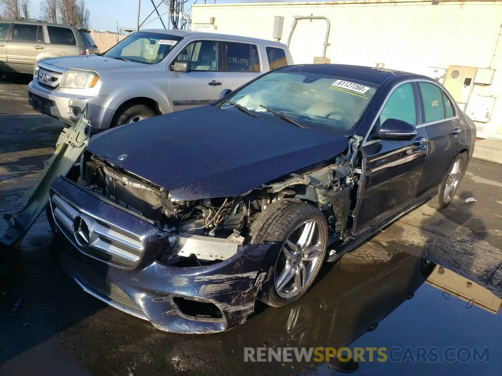 2 Photograph of a damaged car WDDZF6JB1KA519232 MERCEDES-BENZ E CLASS 2019