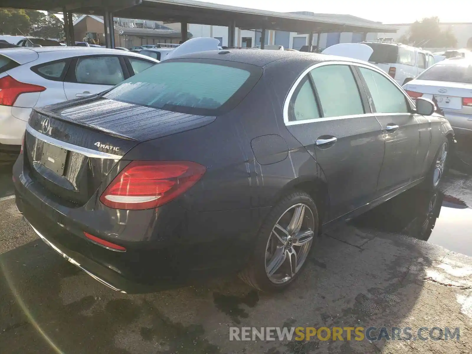 4 Photograph of a damaged car WDDZF6JB1KA519232 MERCEDES-BENZ E CLASS 2019