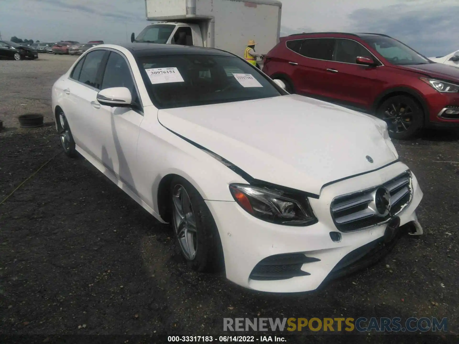 1 Photograph of a damaged car WDDZF6JB1KA614552 MERCEDES-BENZ E-CLASS 2019