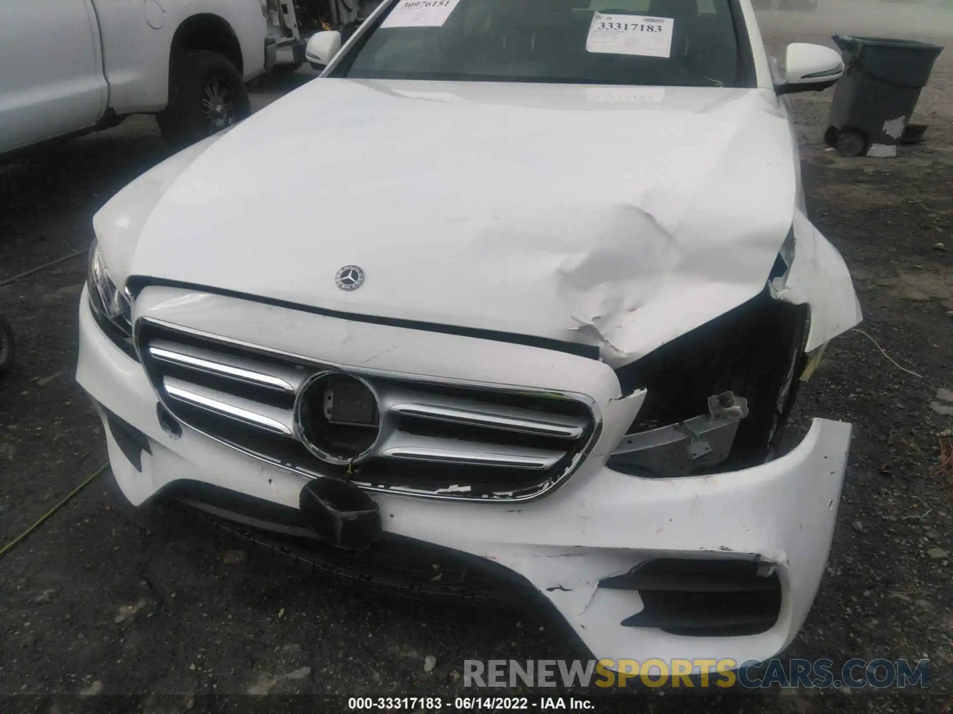 6 Photograph of a damaged car WDDZF6JB1KA614552 MERCEDES-BENZ E-CLASS 2019