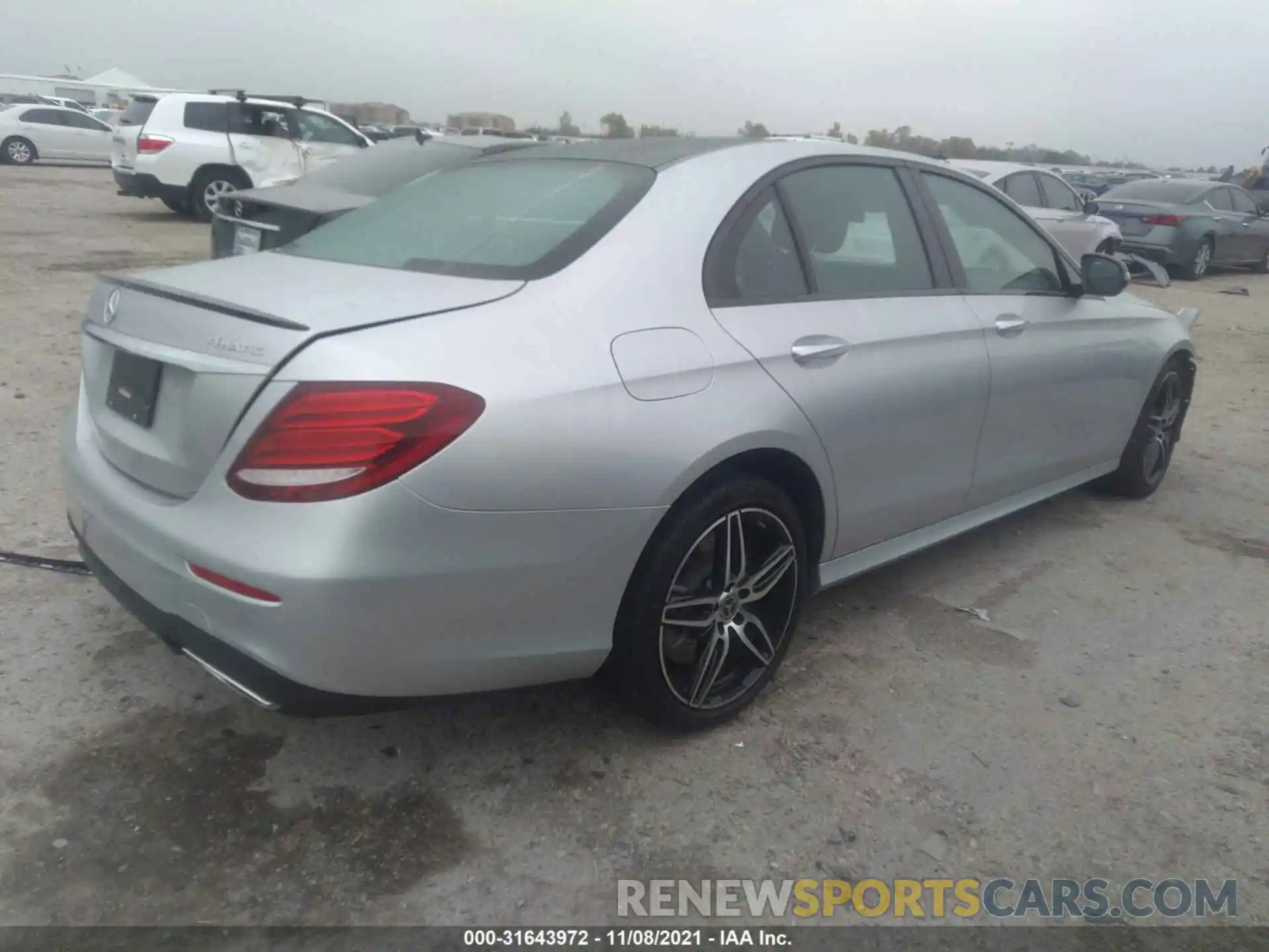 4 Photograph of a damaged car WDDZF6JB1KA670782 MERCEDES-BENZ E-CLASS 2019