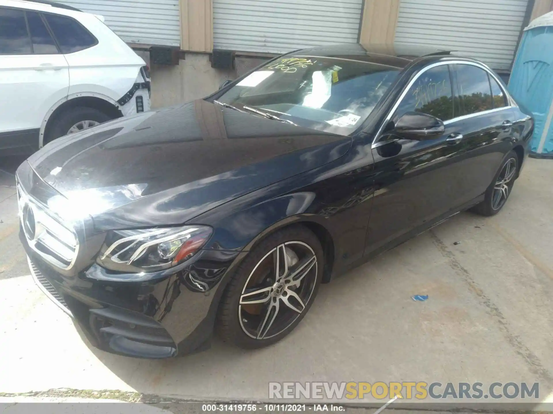 2 Photograph of a damaged car WDDZF6JB2KA515691 MERCEDES-BENZ E-CLASS 2019