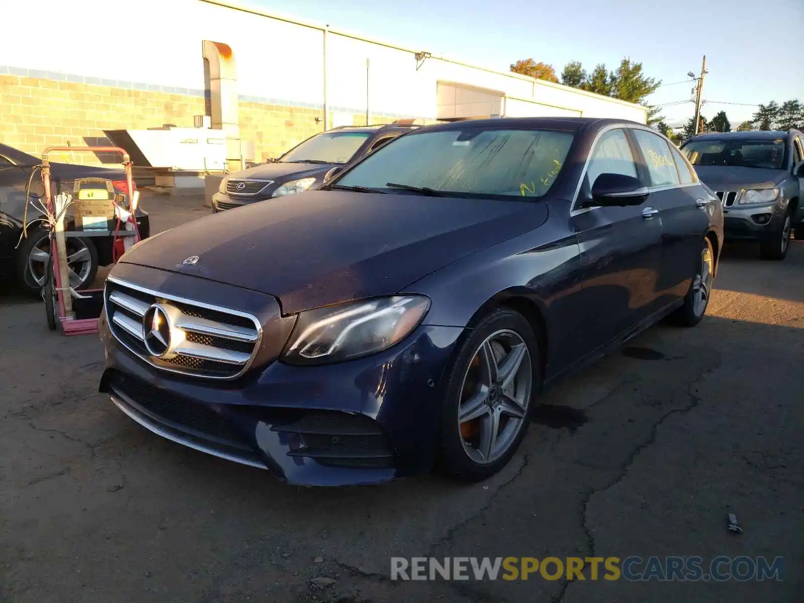 2 Photograph of a damaged car WDDZF6JB2KA519336 MERCEDES-BENZ E-CLASS 2019