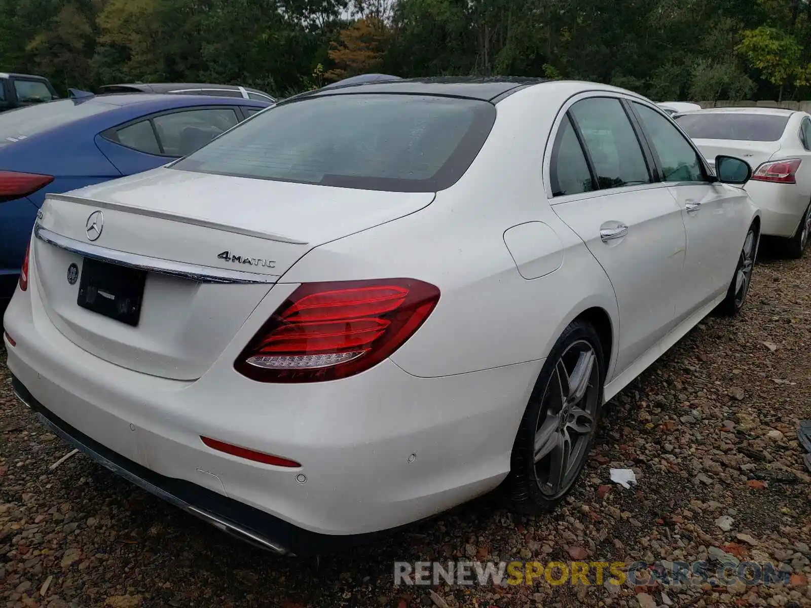 4 Photograph of a damaged car WDDZF6JB2KA570996 MERCEDES-BENZ E-CLASS 2019