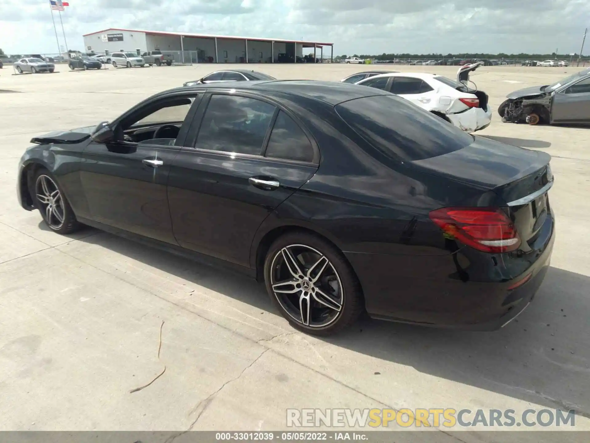 3 Photograph of a damaged car WDDZF6JB2KA589015 MERCEDES-BENZ E-CLASS 2019