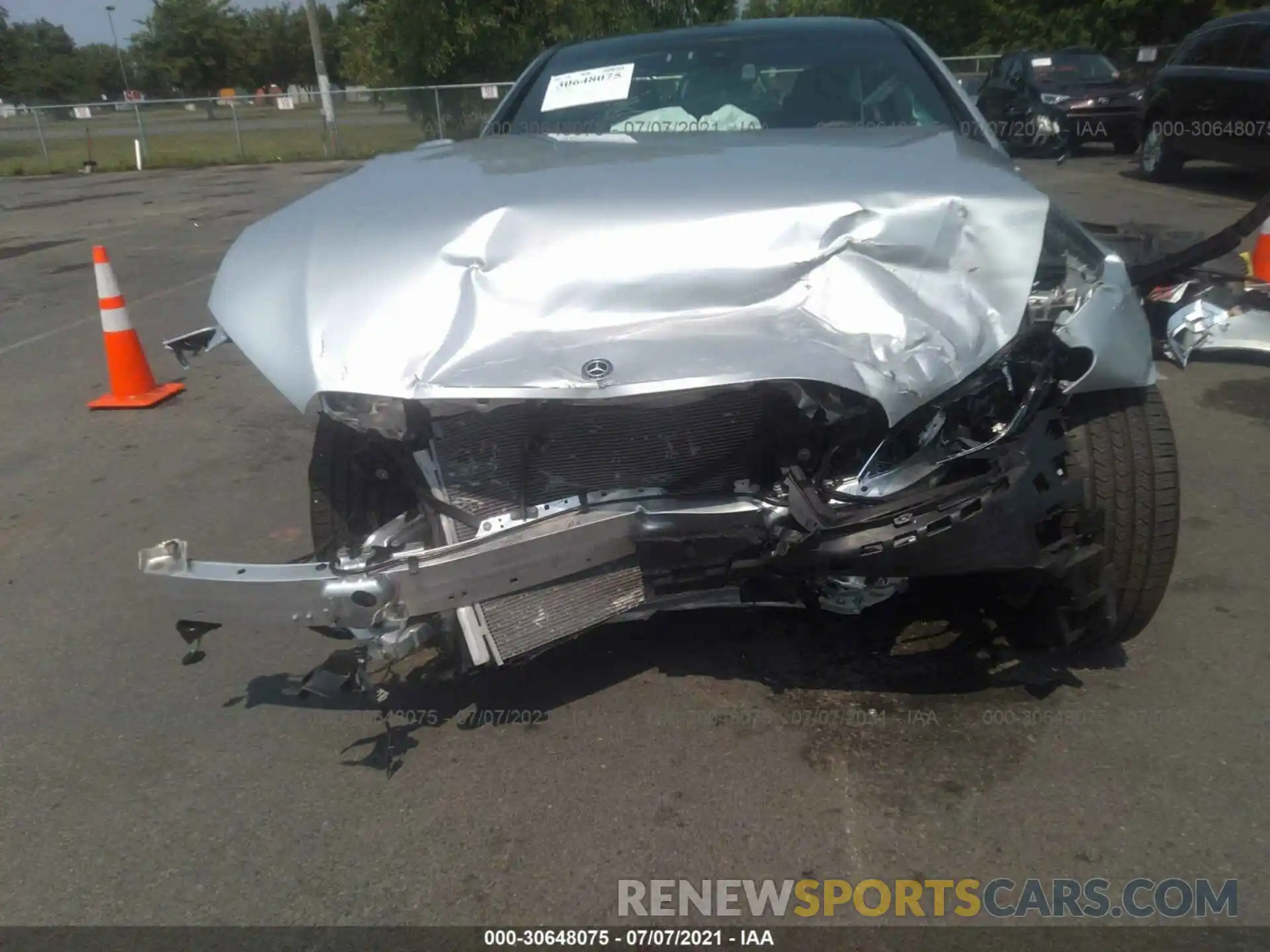 6 Photograph of a damaged car WDDZF6JB3KA493507 MERCEDES-BENZ E-CLASS 2019