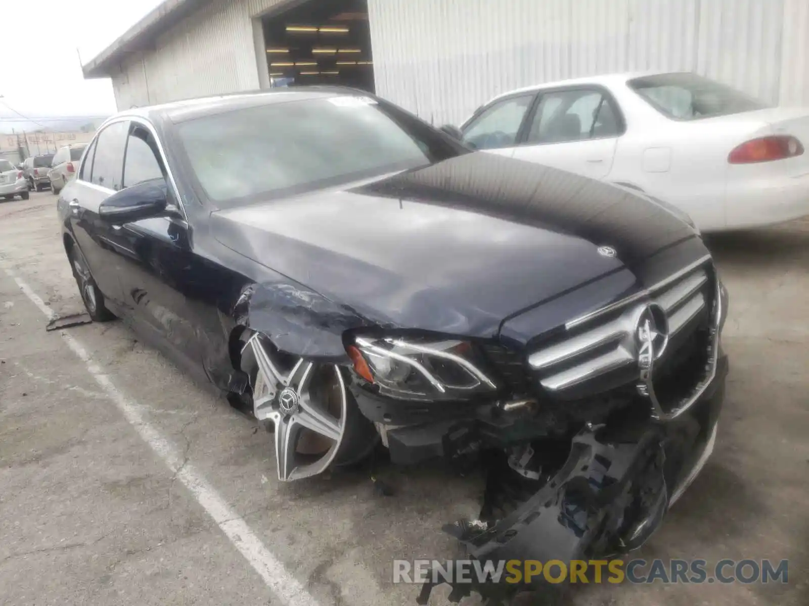 1 Photograph of a damaged car WDDZF6JB3KA685543 MERCEDES-BENZ E-CLASS 2019