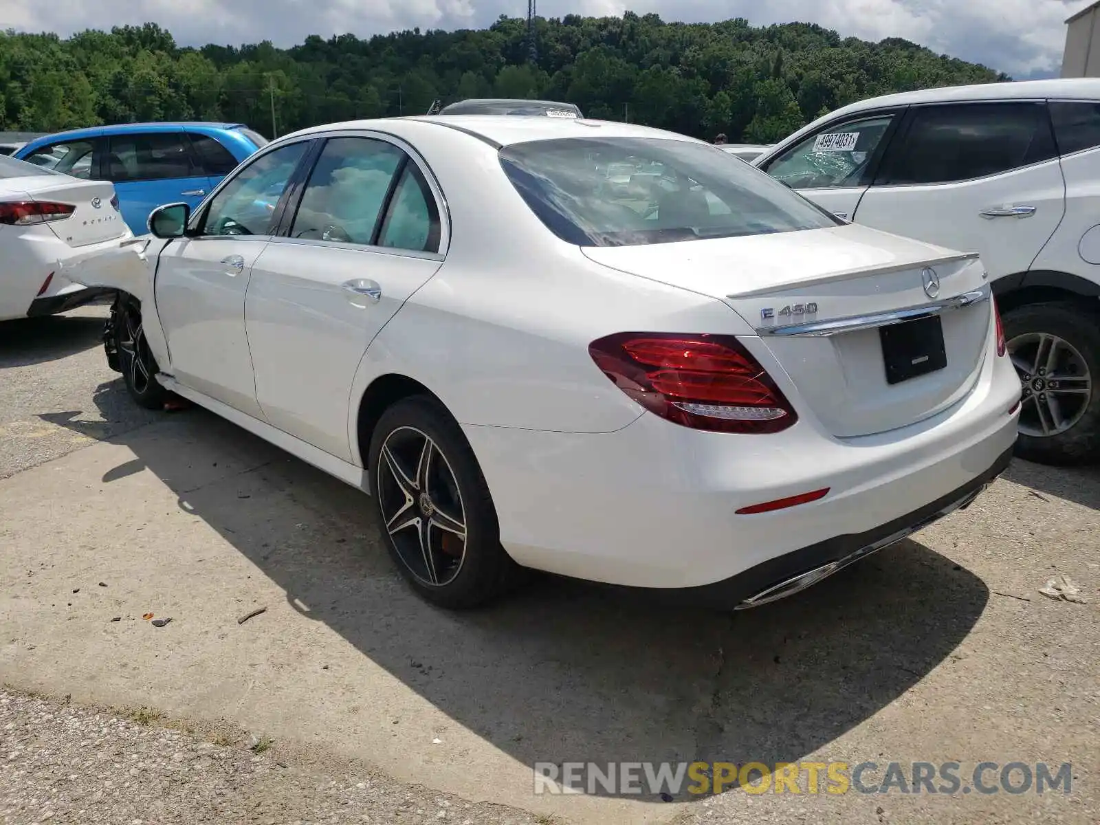 3 Photograph of a damaged car WDDZF6JB4KA656813 MERCEDES-BENZ E-CLASS 2019