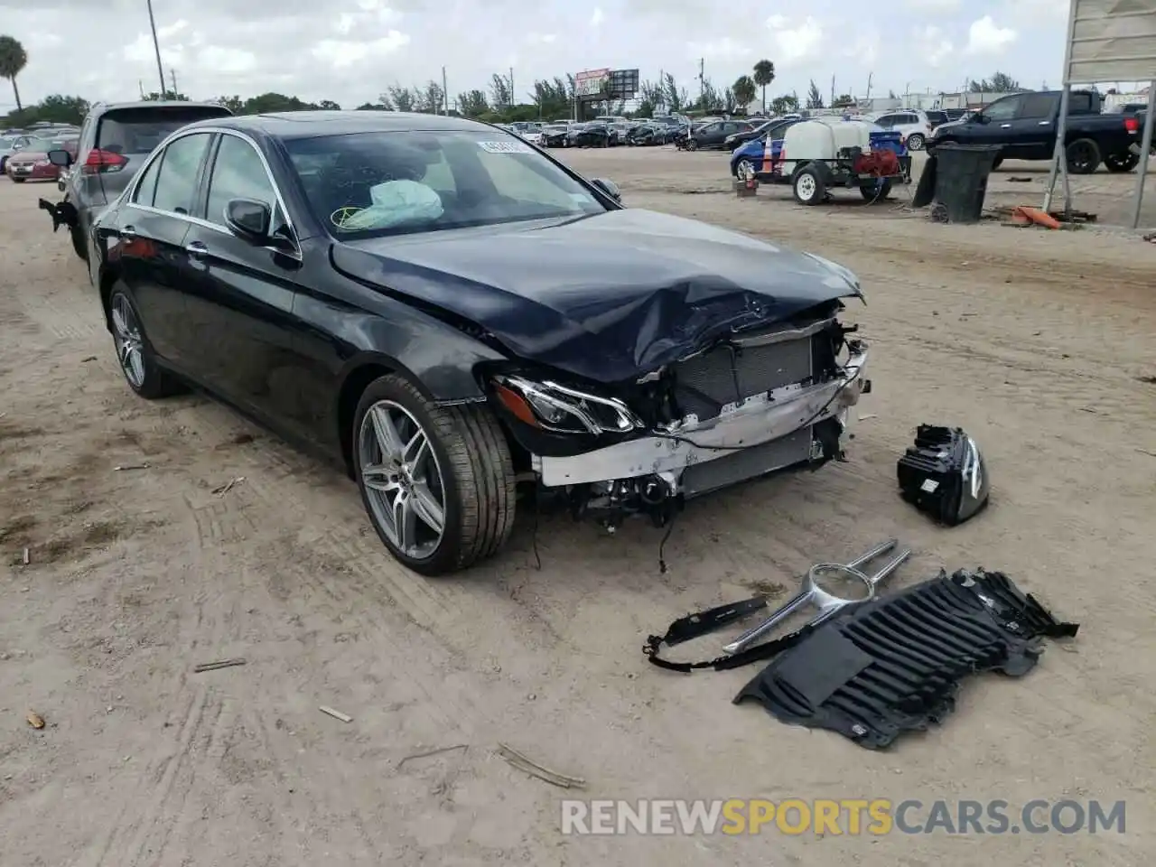 1 Photograph of a damaged car WDDZF6JB4KA681887 MERCEDES-BENZ E-CLASS 2019