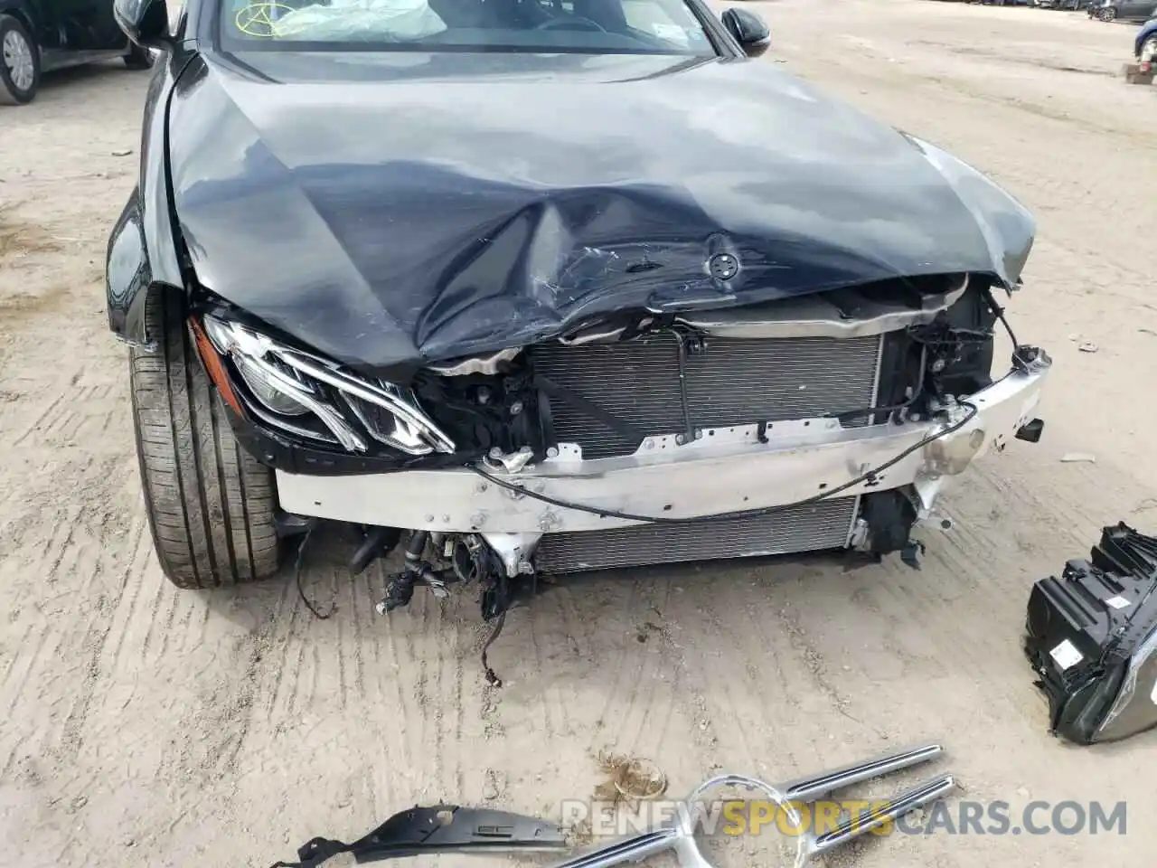 9 Photograph of a damaged car WDDZF6JB4KA681887 MERCEDES-BENZ E-CLASS 2019