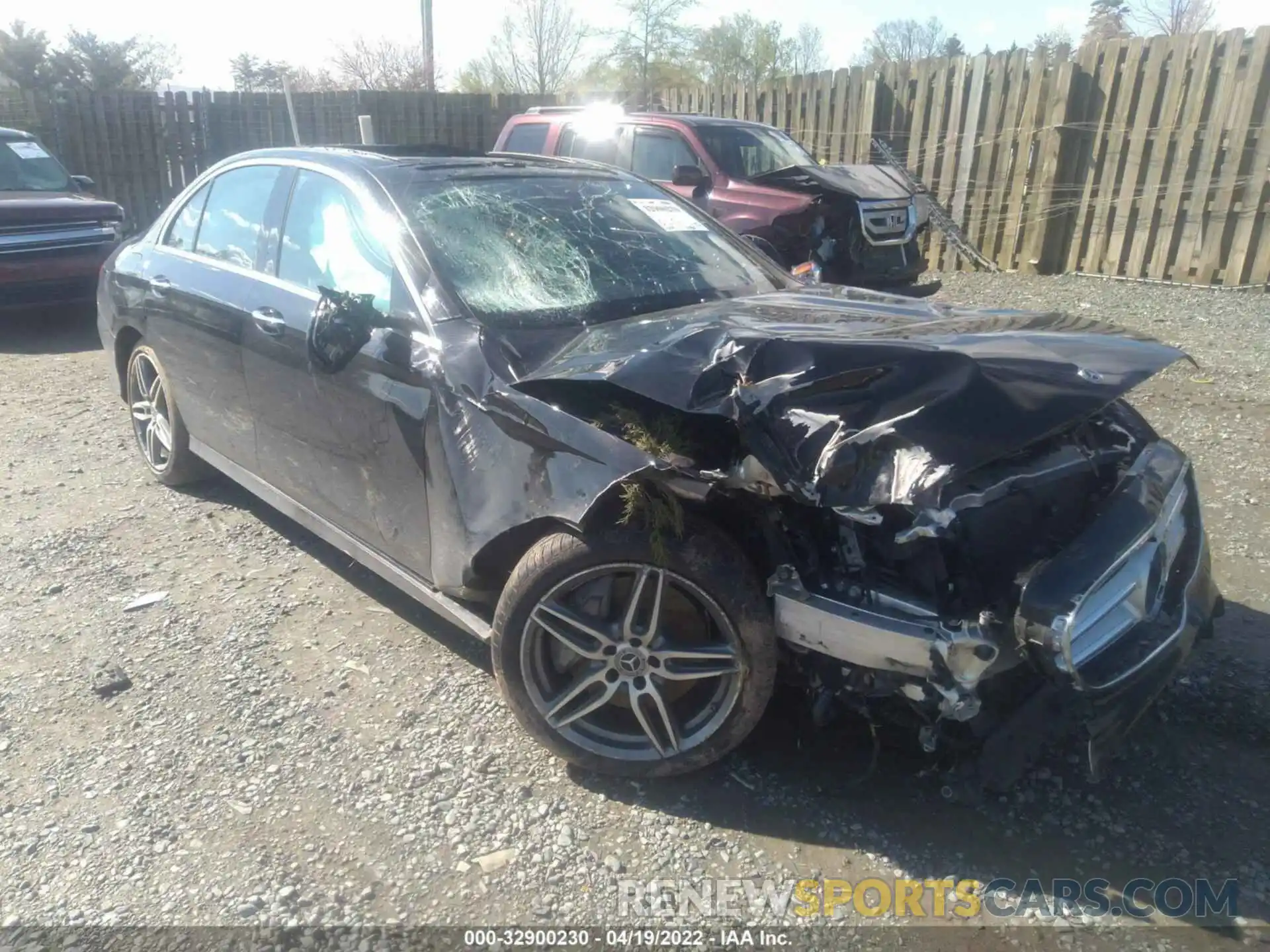 1 Photograph of a damaged car WDDZF6JB5KA568367 MERCEDES-BENZ E-CLASS 2019