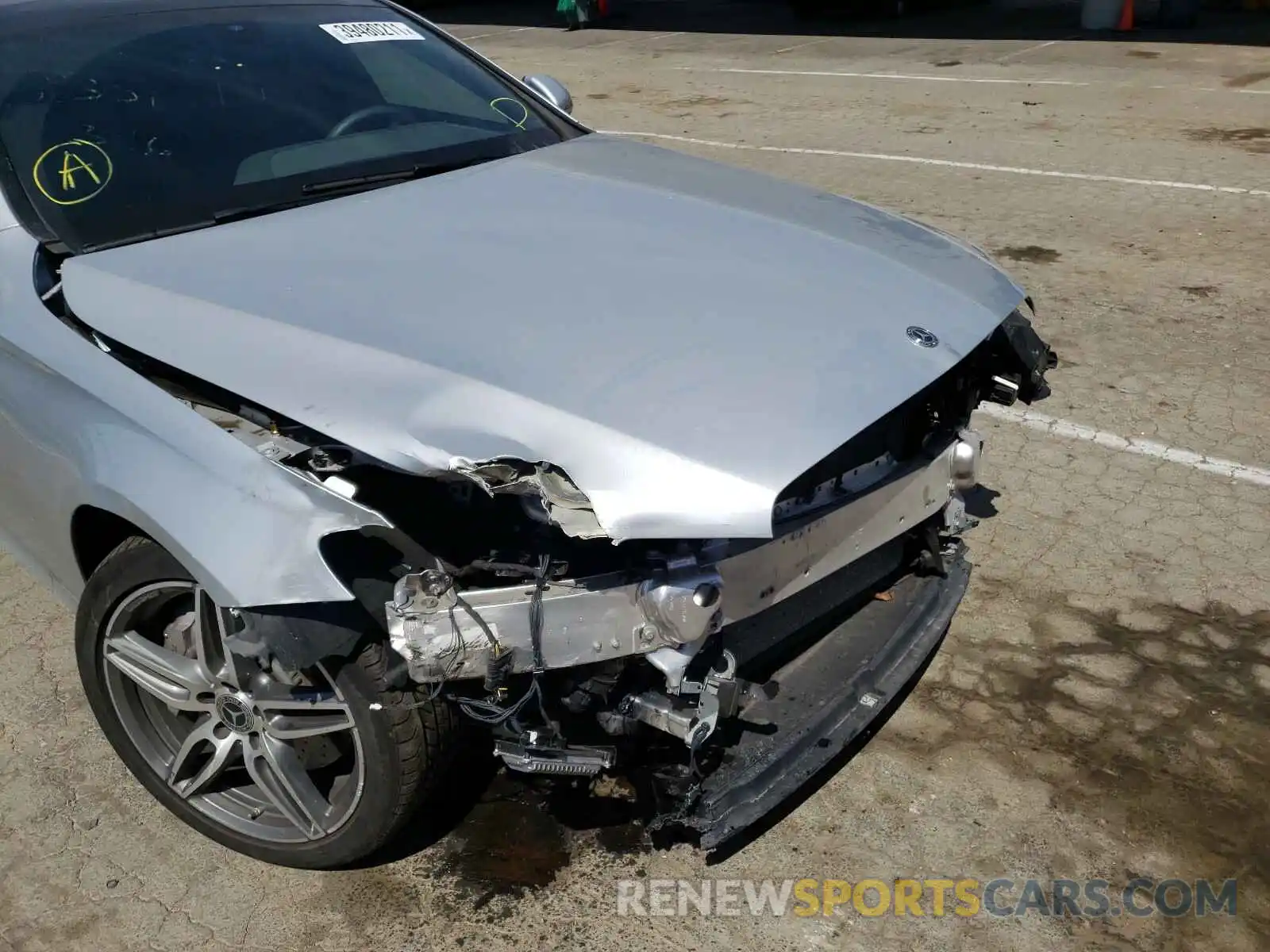 9 Photograph of a damaged car WDDZF6JB6KA517203 MERCEDES-BENZ E CLASS 2019