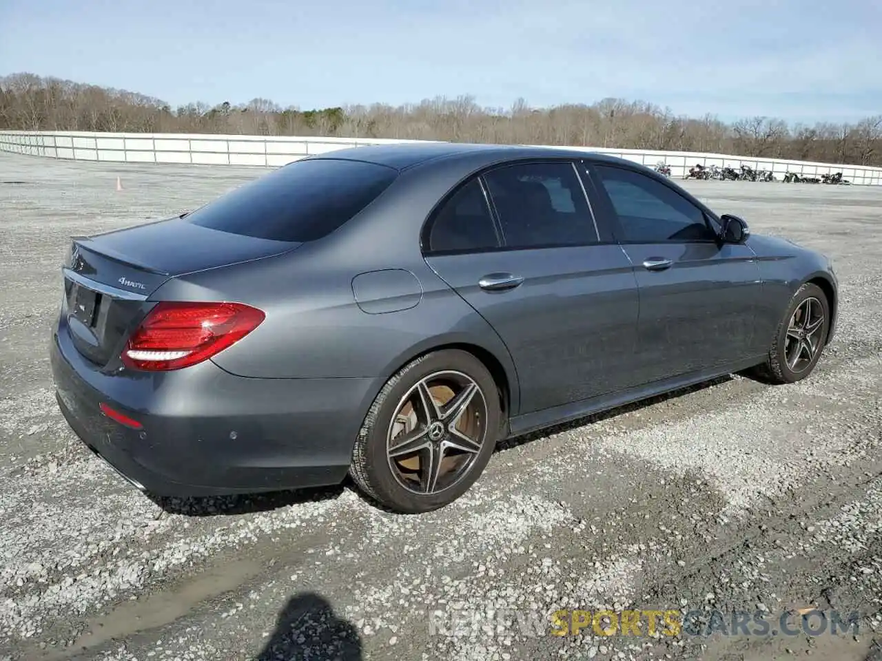 3 Photograph of a damaged car WDDZF6JB7KA490710 MERCEDES-BENZ E-CLASS 2019