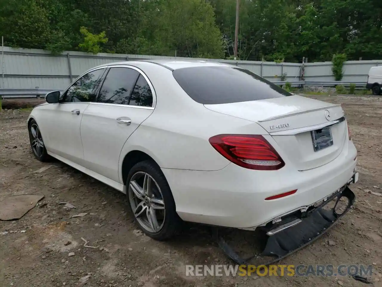 3 Фотография поврежденного автомобиля WDDZF6JB7KA497575 MERCEDES-BENZ E-CLASS 2019