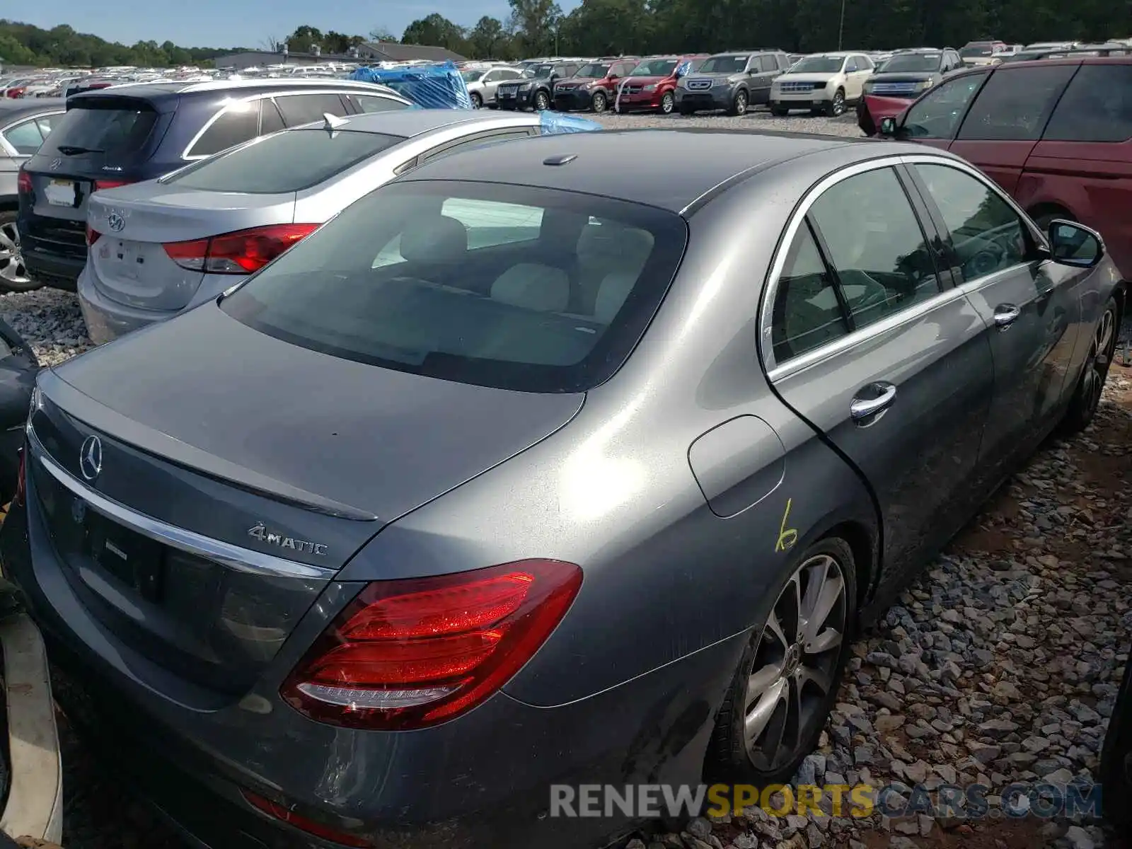 4 Photograph of a damaged car WDDZF6JB7KA546399 MERCEDES-BENZ E-CLASS 2019