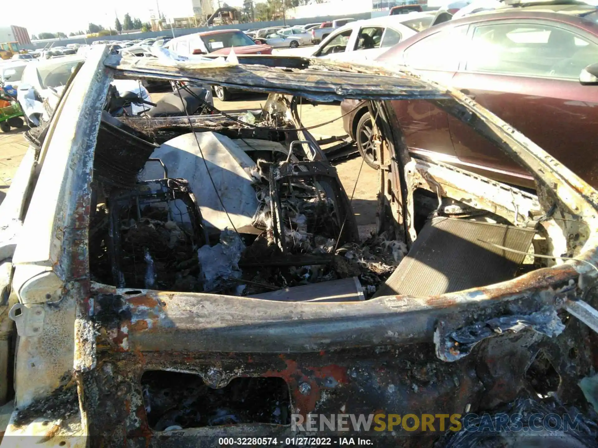 6 Photograph of a damaged car WDDZF6JB8KA490943 MERCEDES-BENZ E-CLASS 2019