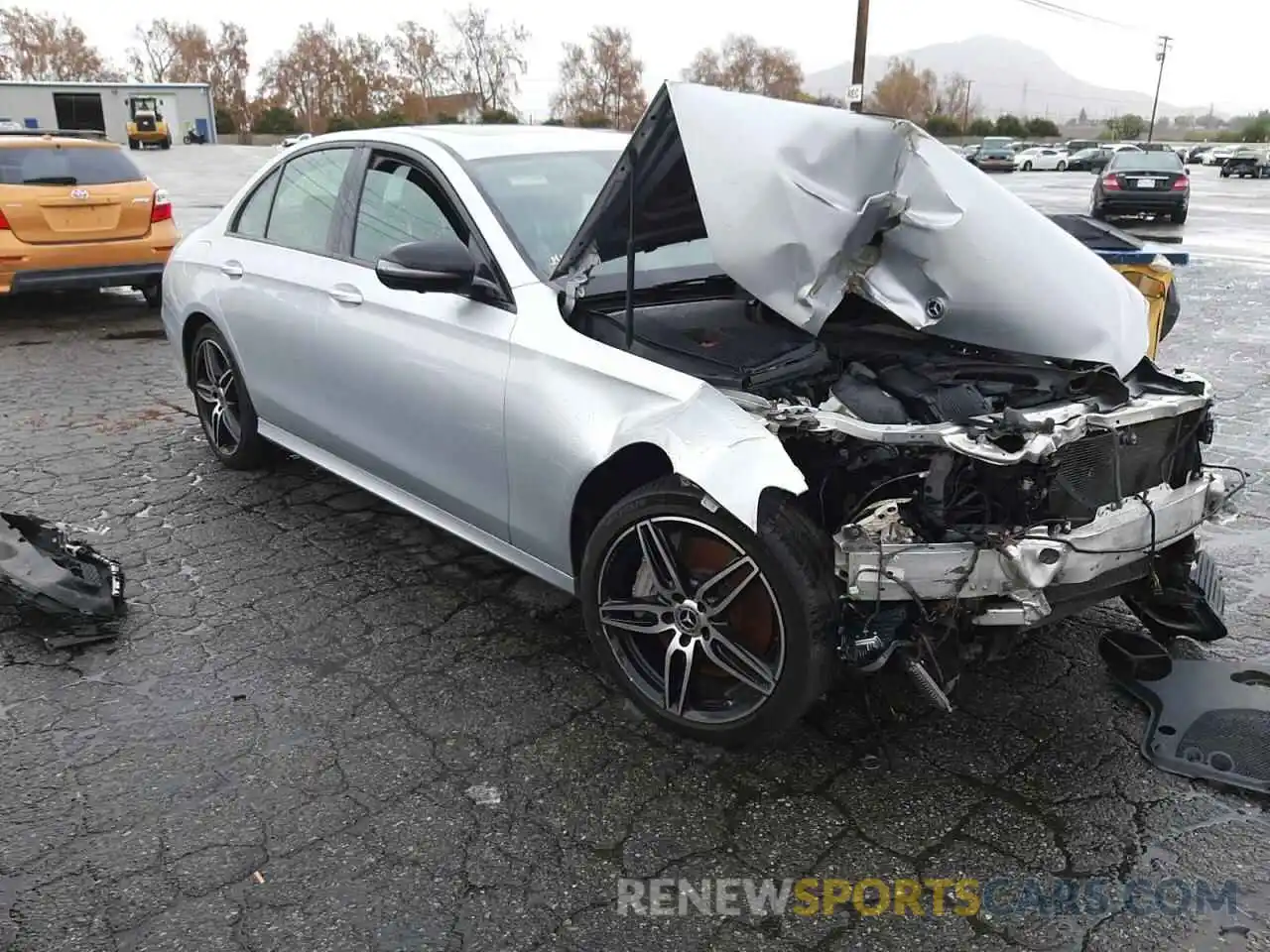 1 Photograph of a damaged car WDDZF6JB8KA494684 MERCEDES-BENZ E-CLASS 2019