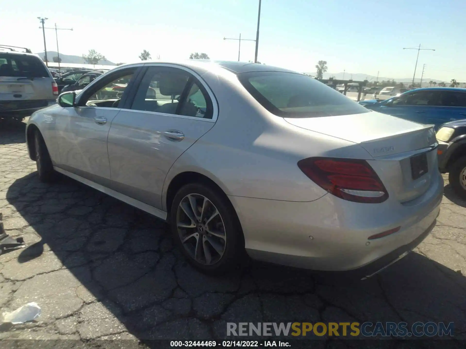 3 Photograph of a damaged car WDDZF6JB8KA679706 MERCEDES-BENZ E-CLASS 2019