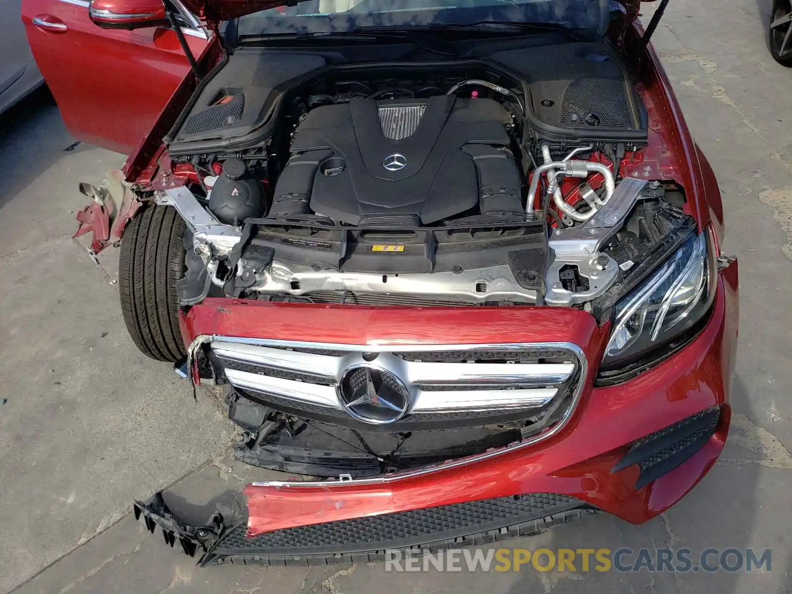 7 Photograph of a damaged car WDDZF6JBXKA620494 MERCEDES-BENZ E-CLASS 2019