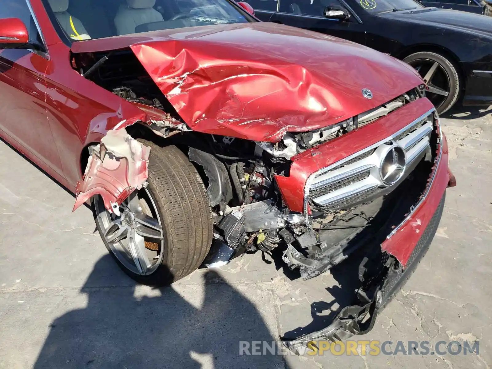 9 Photograph of a damaged car WDDZF6JBXKA620494 MERCEDES-BENZ E-CLASS 2019