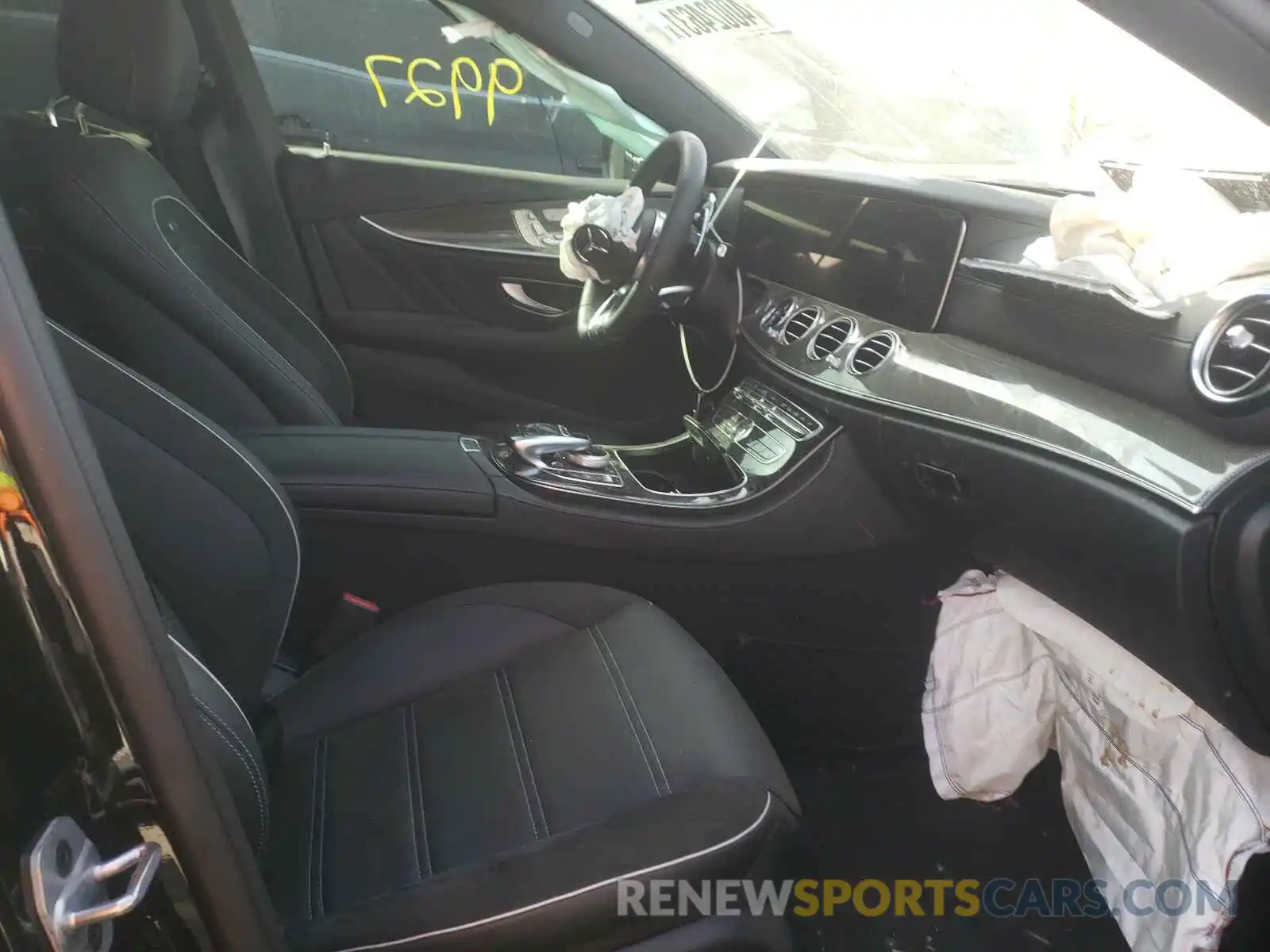 5 Photograph of a damaged car WDDZF8KB3KA505858 MERCEDES-BENZ E-CLASS 2019