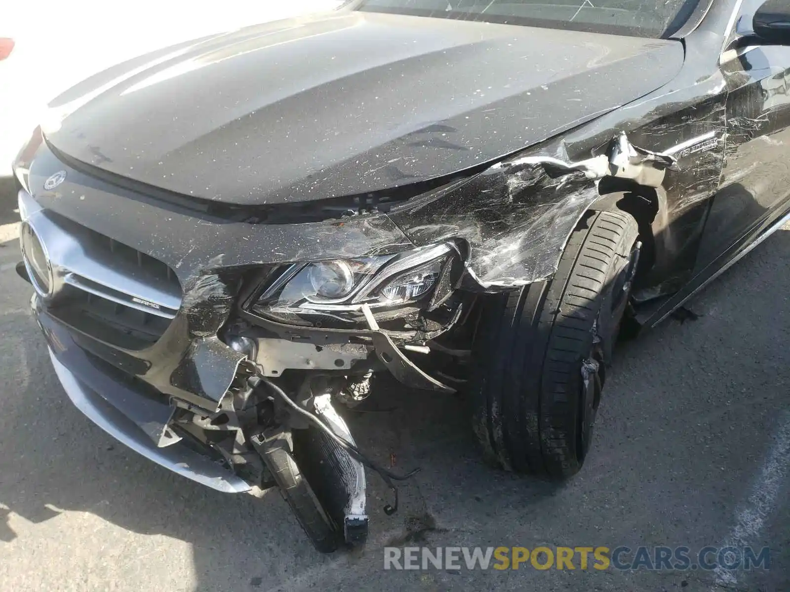 9 Photograph of a damaged car WDDZF8KB3KA505858 MERCEDES-BENZ E-CLASS 2019