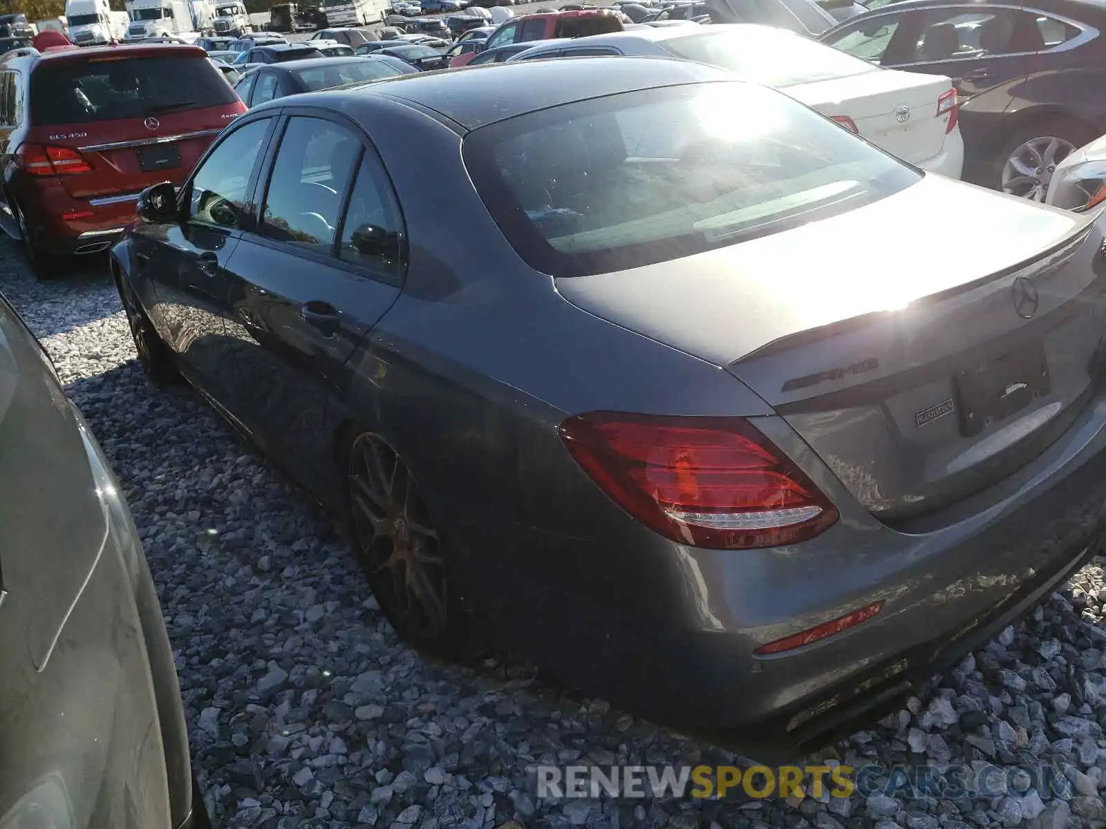 3 Photograph of a damaged car WDDZF8KB3KA525026 MERCEDES-BENZ E-CLASS 2019