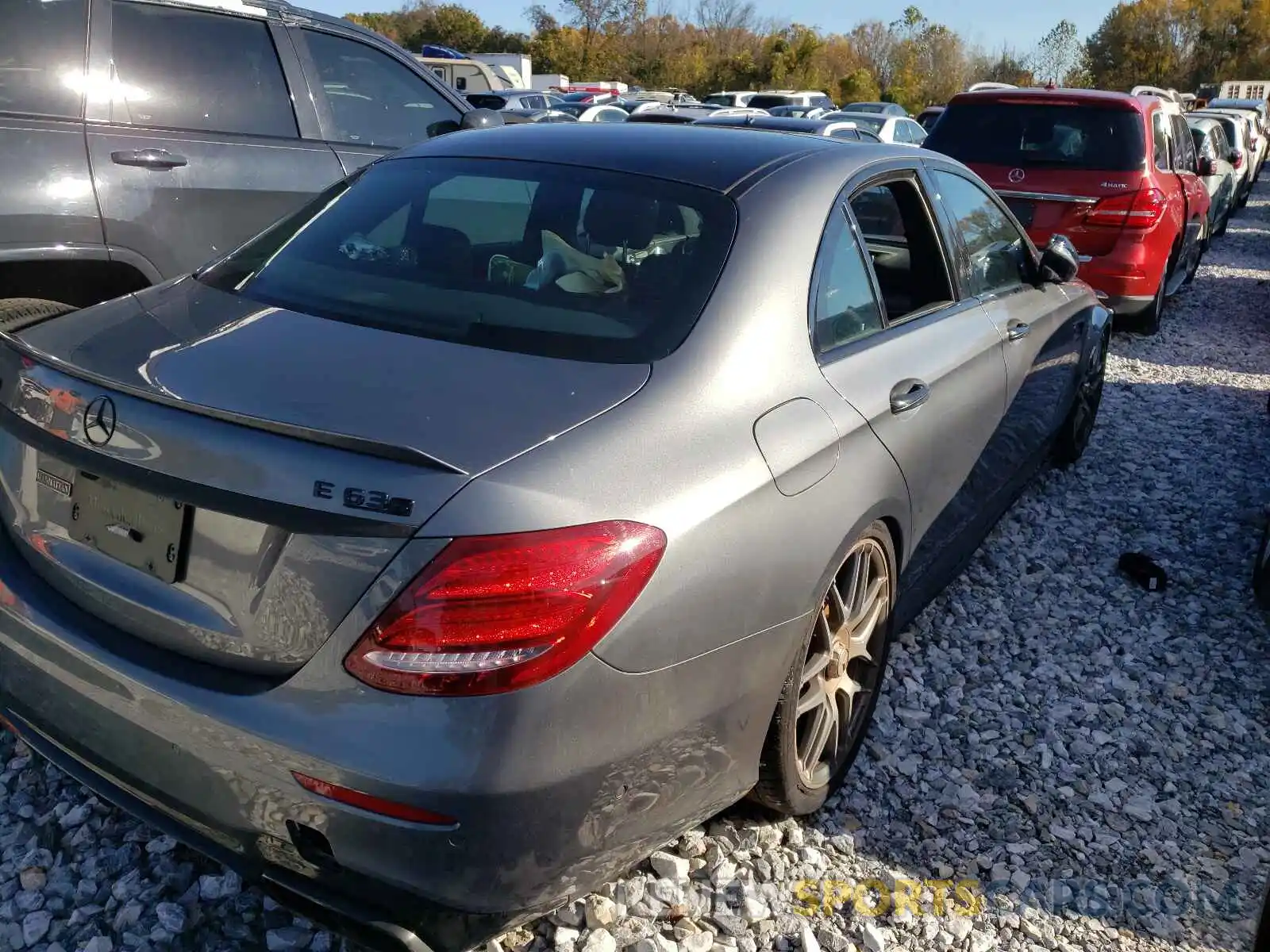 4 Photograph of a damaged car WDDZF8KB3KA525026 MERCEDES-BENZ E-CLASS 2019