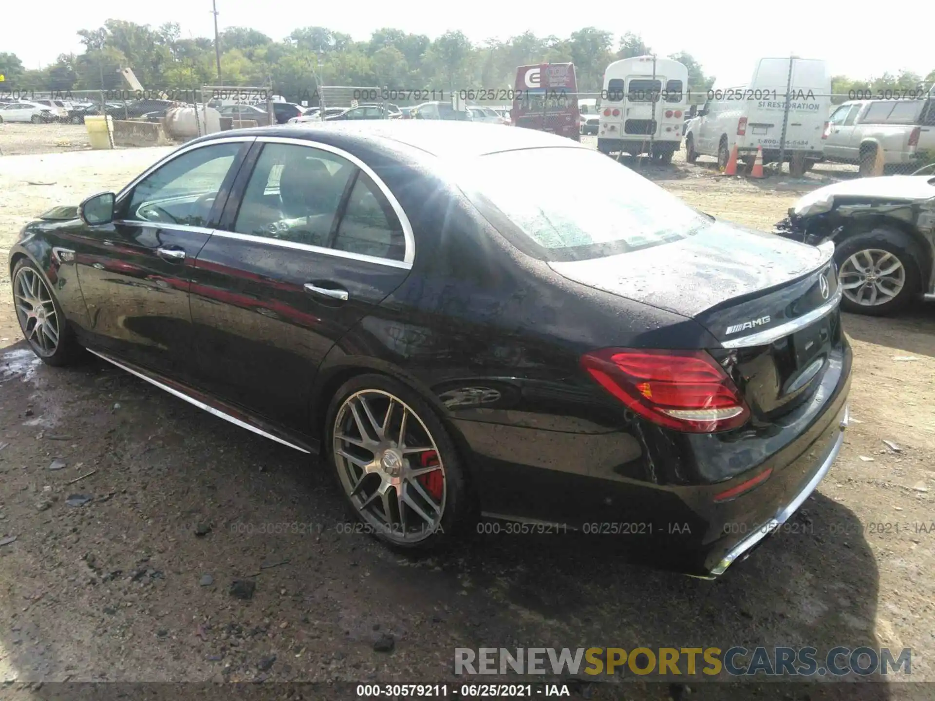 3 Photograph of a damaged car WDDZF8KB3KA596601 MERCEDES-BENZ E-CLASS 2019