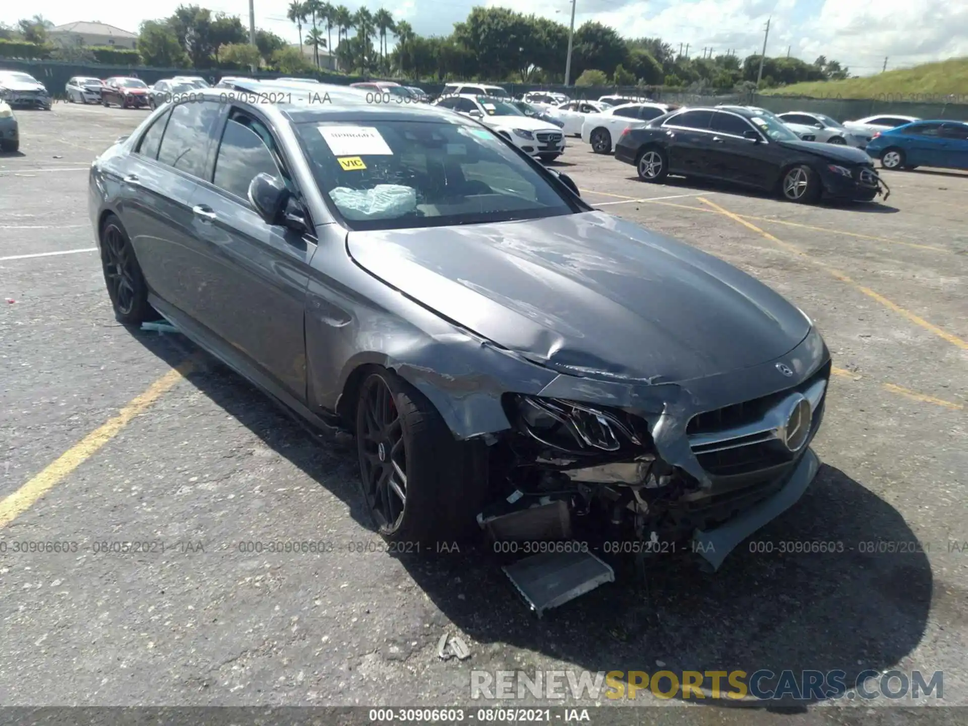 6 Photograph of a damaged car WDDZF8KB4KA525374 MERCEDES-BENZ E-CLASS 2019