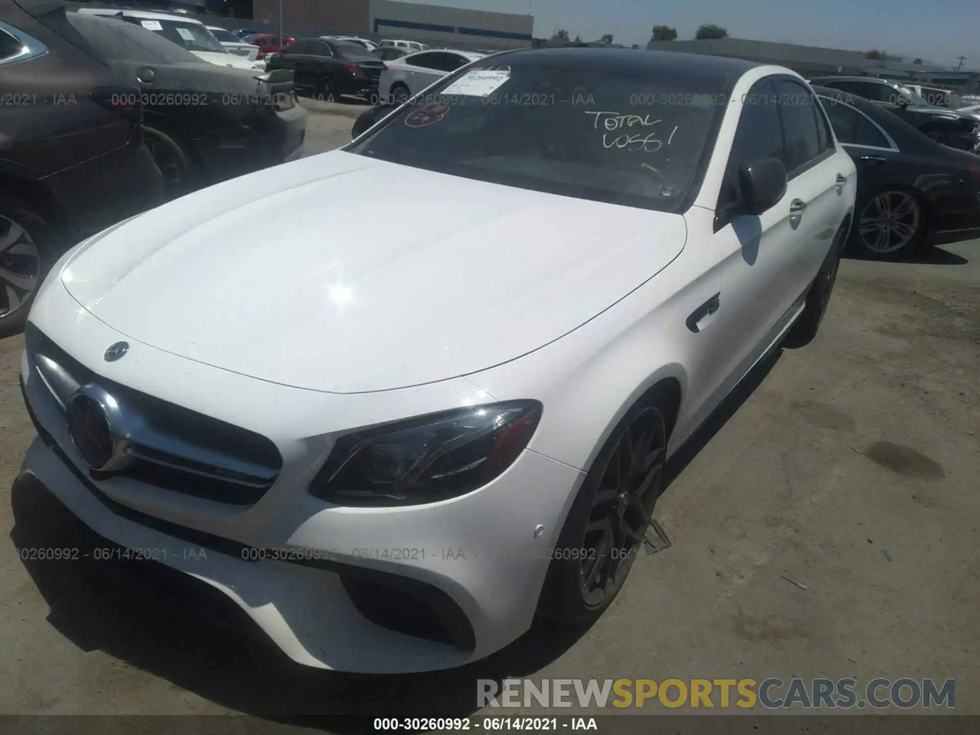 2 Photograph of a damaged car WDDZF8KB4KA625748 MERCEDES-BENZ E-CLASS 2019