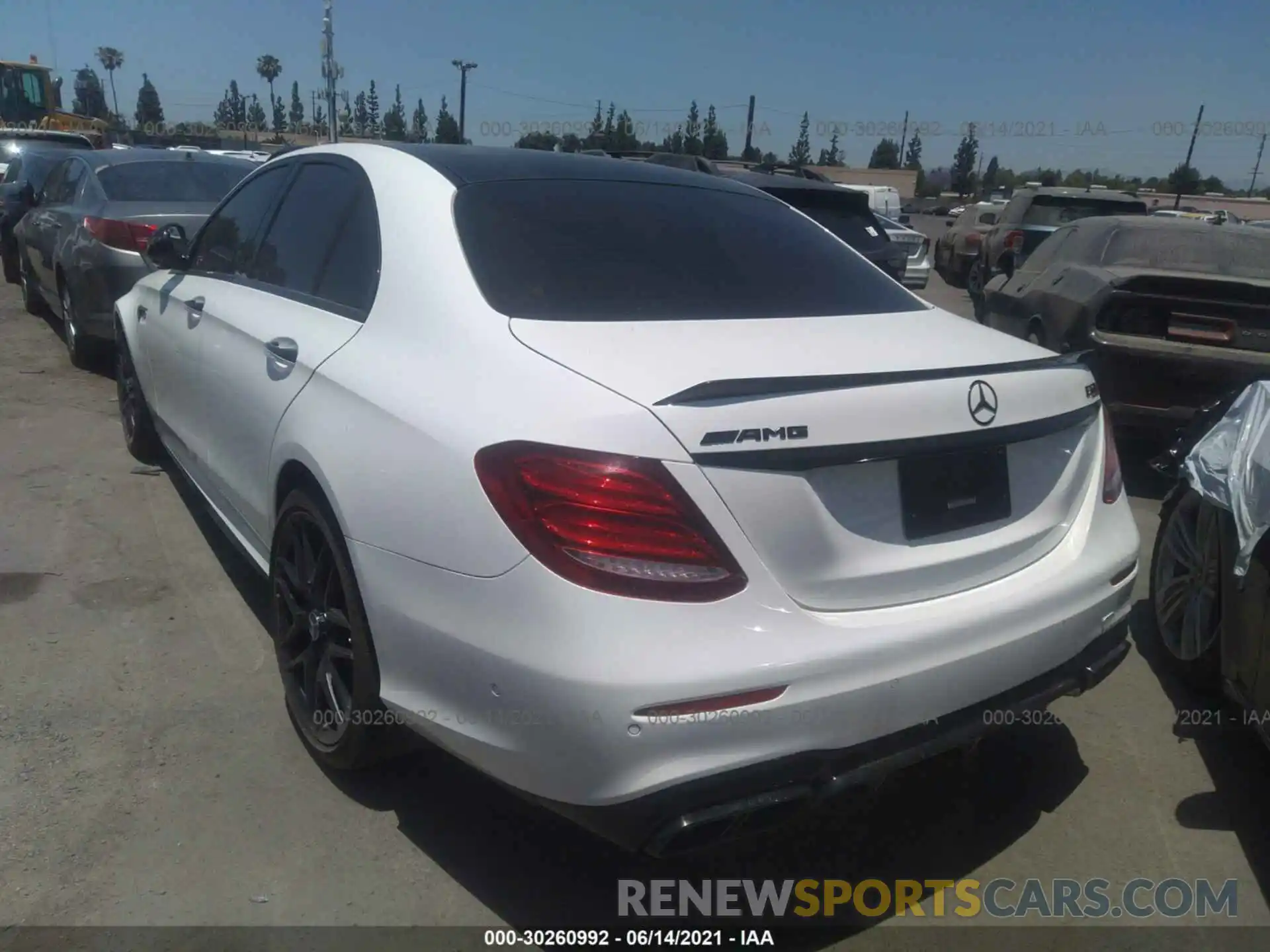 3 Photograph of a damaged car WDDZF8KB4KA625748 MERCEDES-BENZ E-CLASS 2019