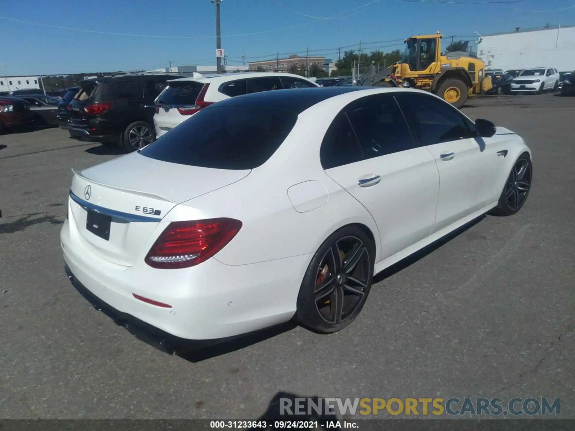 4 Photograph of a damaged car WDDZF8KB7KA513154 MERCEDES-BENZ E-CLASS 2019