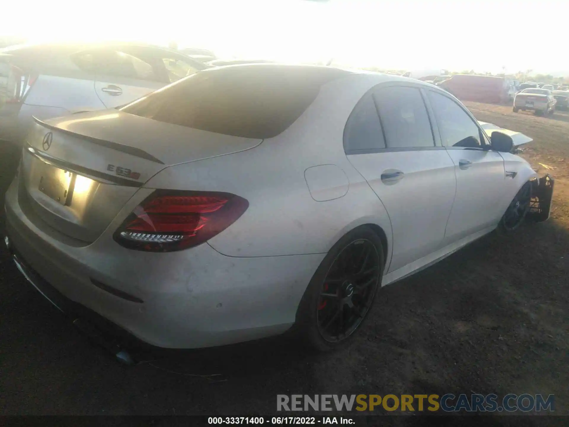 4 Photograph of a damaged car WDDZF8KB7KA527779 MERCEDES-BENZ E-CLASS 2019