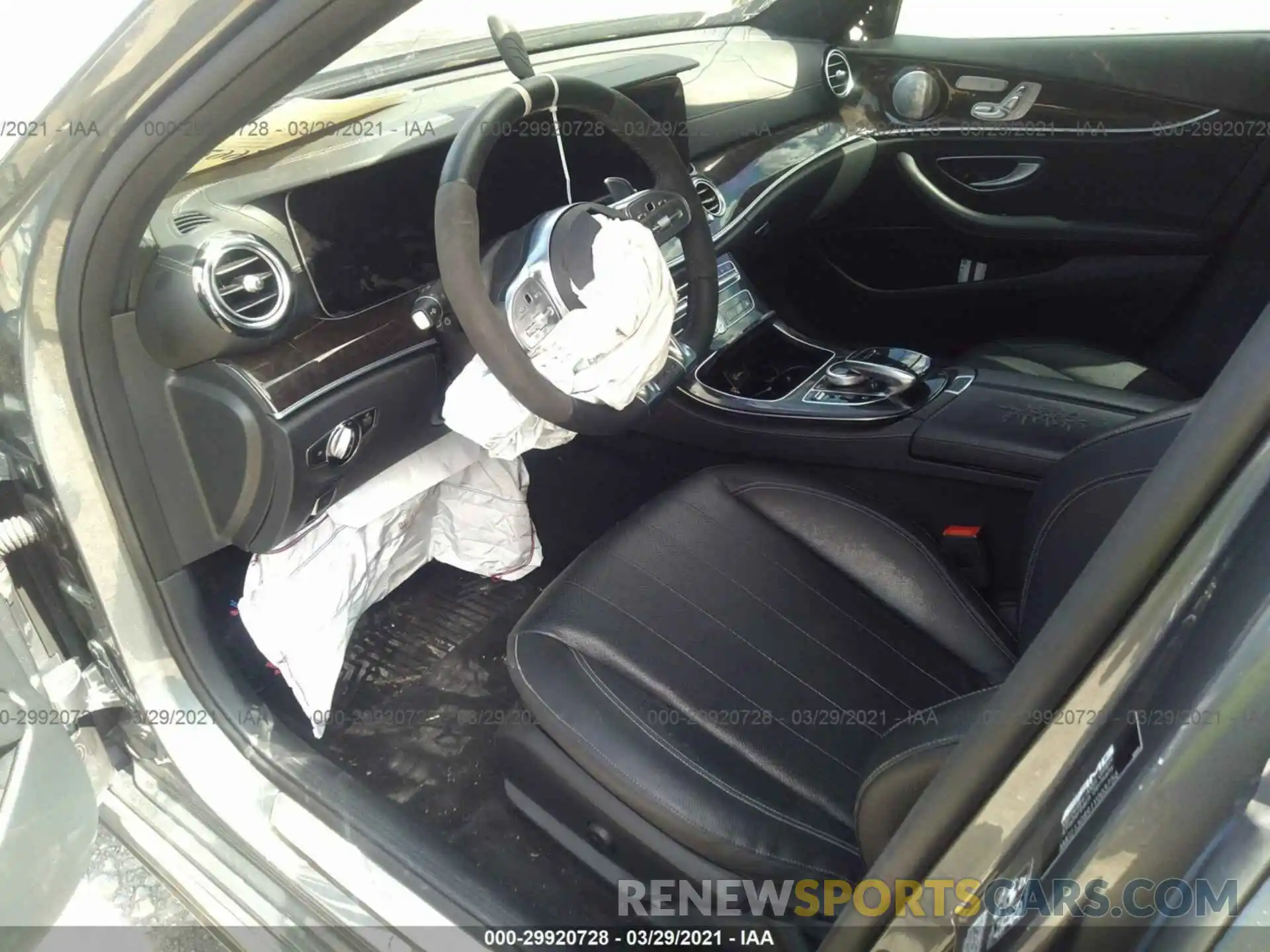 5 Photograph of a damaged car WDDZF8KB8KA528097 MERCEDES-BENZ E-CLASS 2019