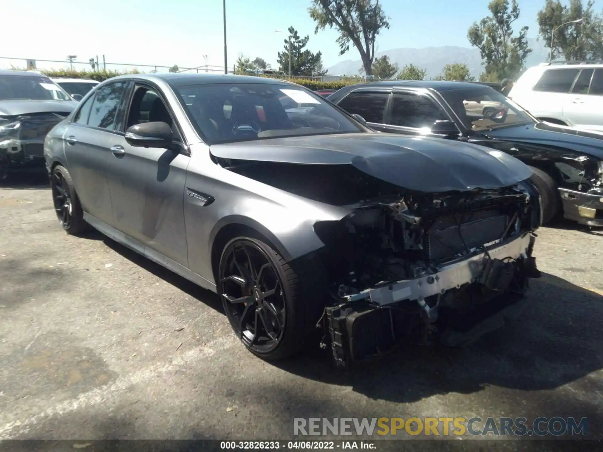 1 Photograph of a damaged car WDDZF8KBXKA514587 MERCEDES-BENZ E-CLASS 2019