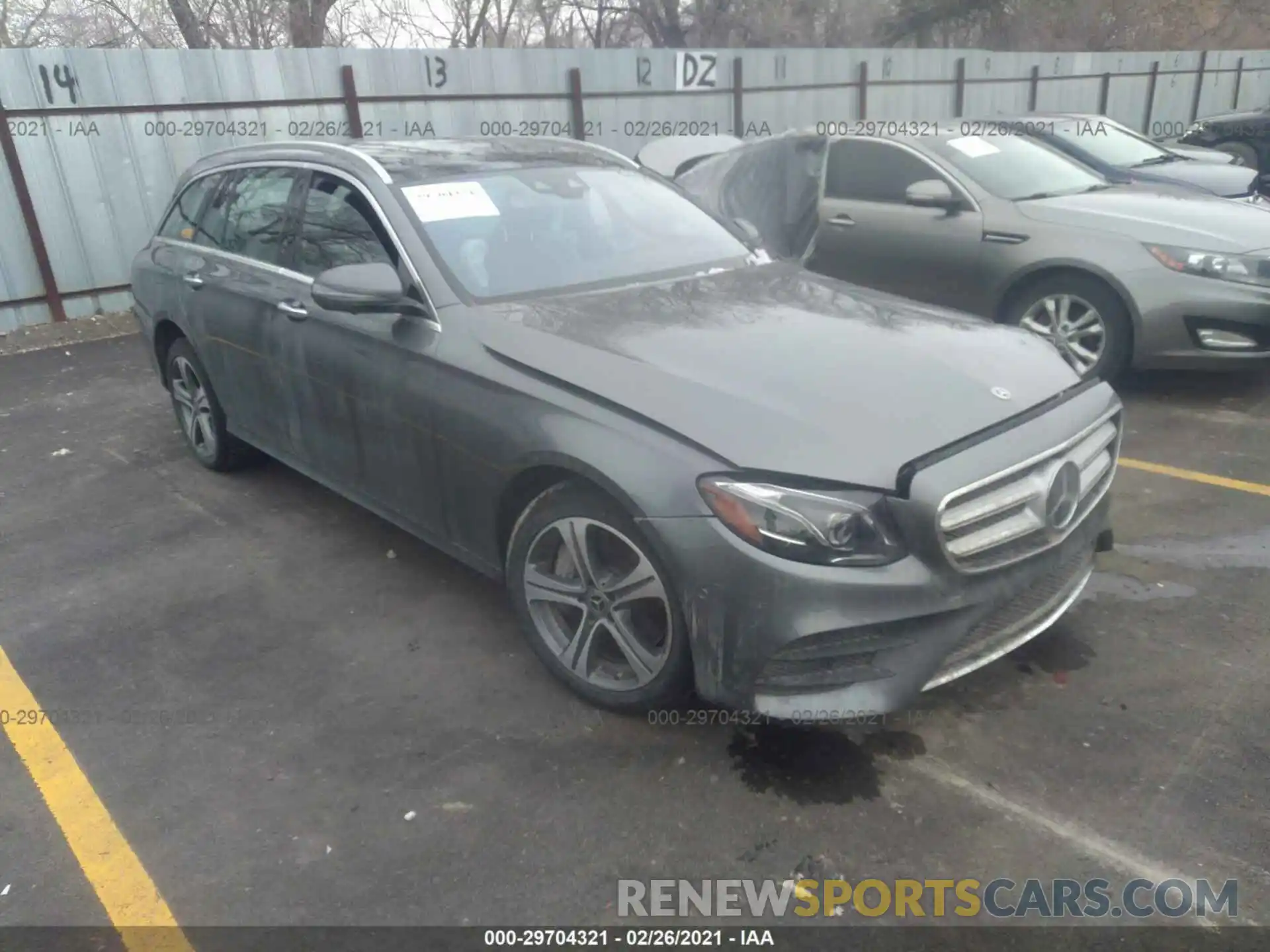 1 Photograph of a damaged car WDDZH6JB0KA591680 MERCEDES-BENZ E-CLASS 2019