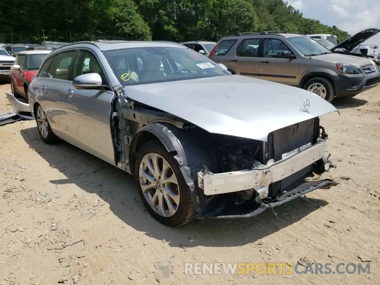 1 Photograph of a damaged car WDDZH6JB1KA598959 MERCEDES-BENZ E-CLASS 2019