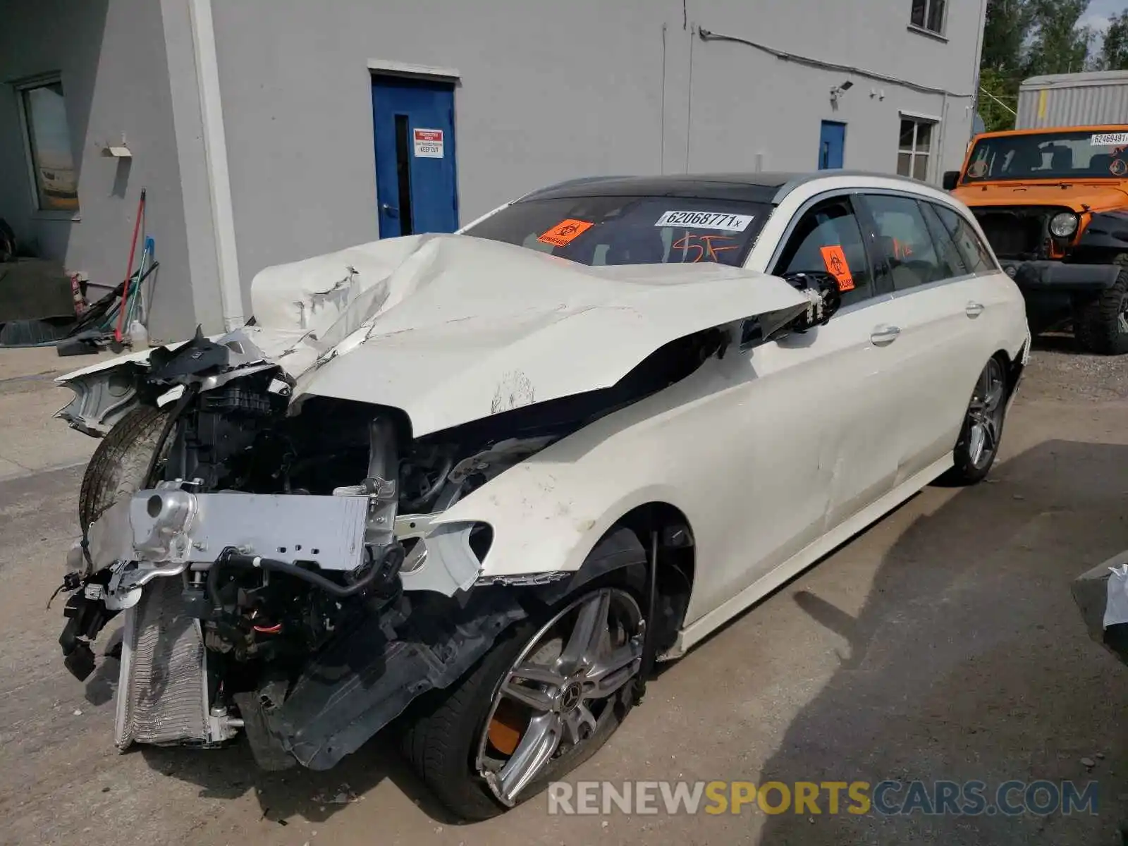 2 Photograph of a damaged car WDDZH6JB2KA522313 MERCEDES-BENZ E-CLASS 2019