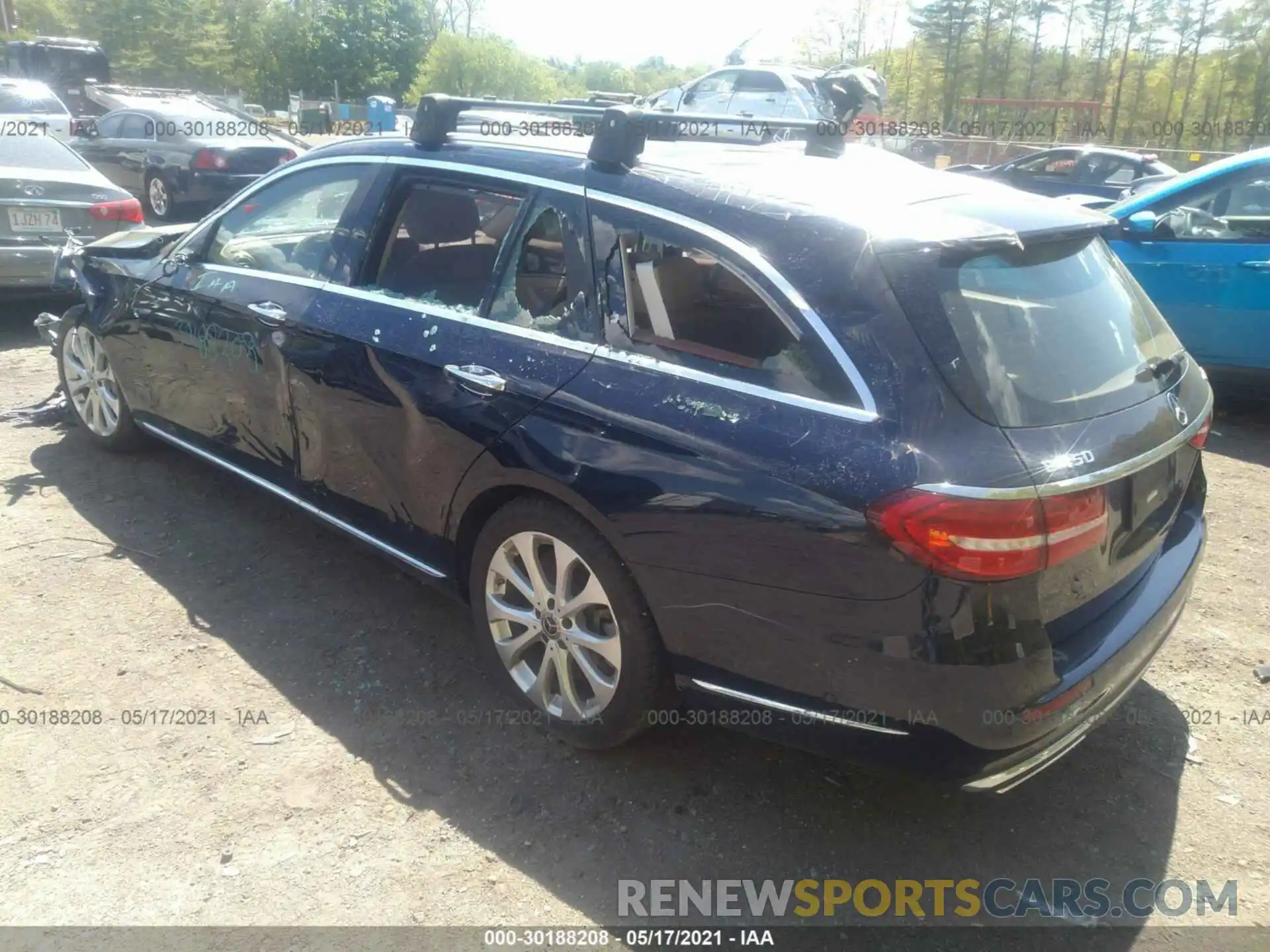 3 Photograph of a damaged car WDDZH6JB2KA584391 MERCEDES-BENZ E-CLASS 2019