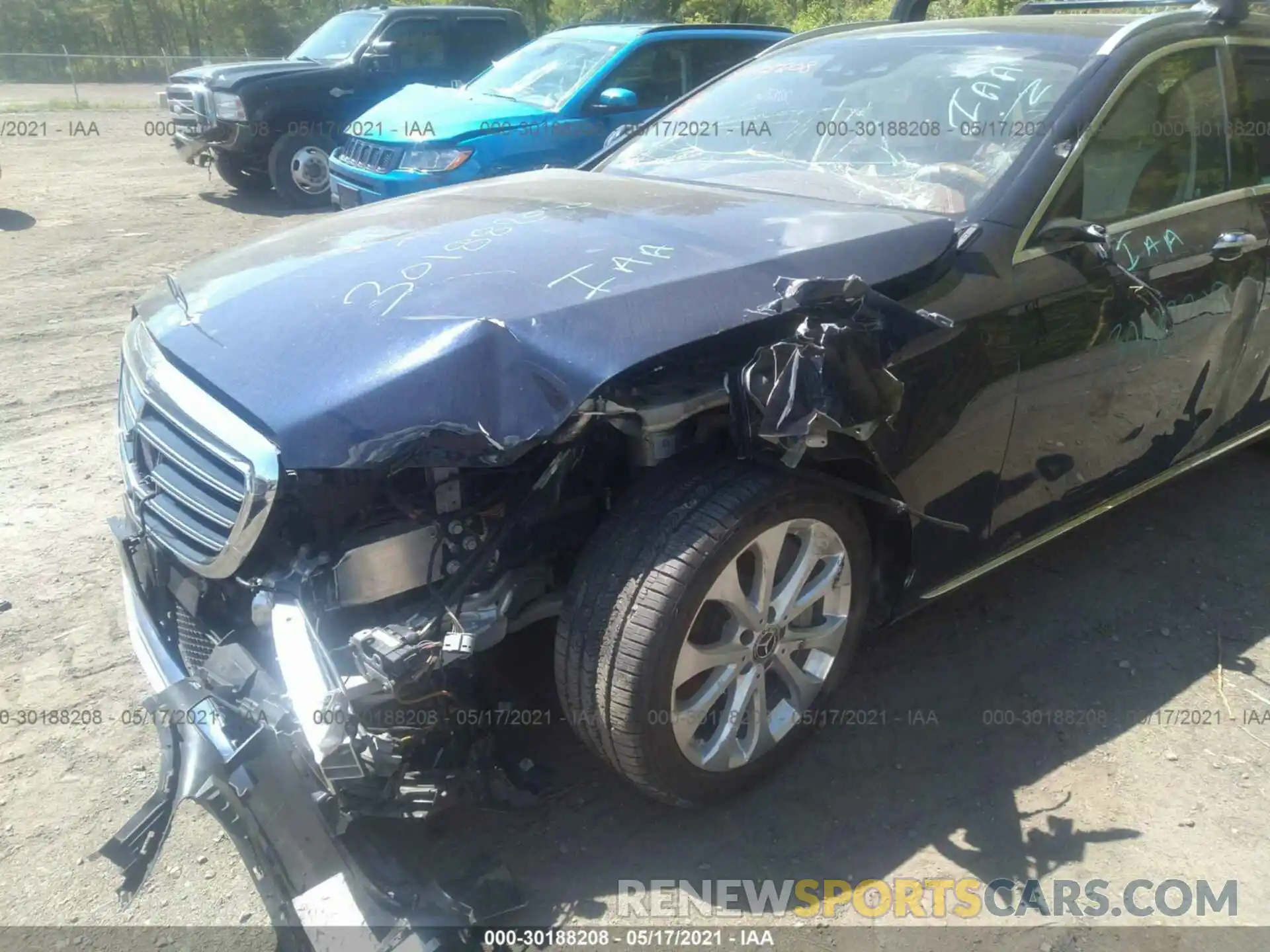 6 Photograph of a damaged car WDDZH6JB2KA584391 MERCEDES-BENZ E-CLASS 2019