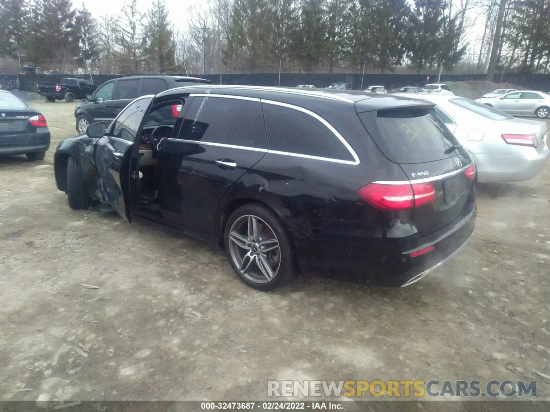 3 Photograph of a damaged car WDDZH6JB3KA507304 MERCEDES-BENZ E-CLASS 2019