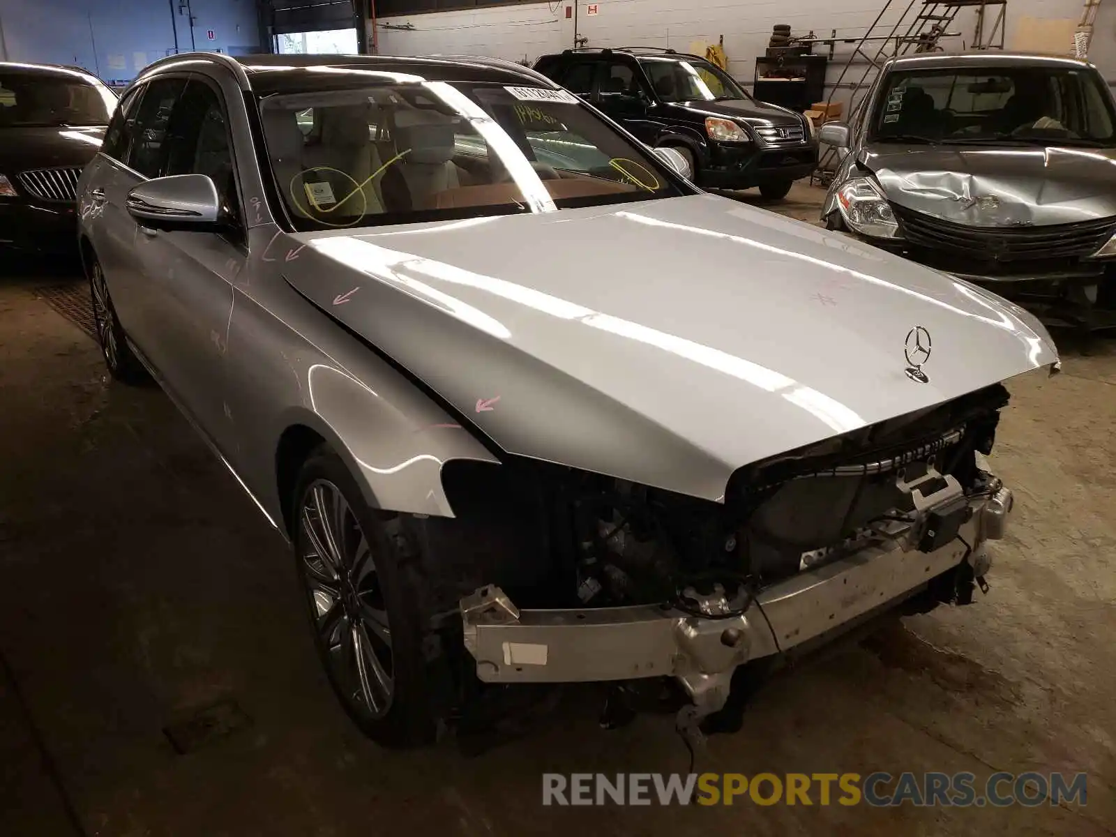 1 Photograph of a damaged car WDDZH6JB4KA517615 MERCEDES-BENZ E-CLASS 2019