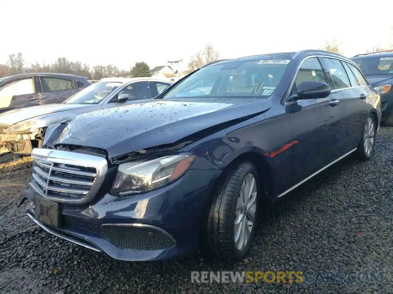 2 Photograph of a damaged car WDDZH6JB4KA539436 MERCEDES-BENZ E-CLASS 2019