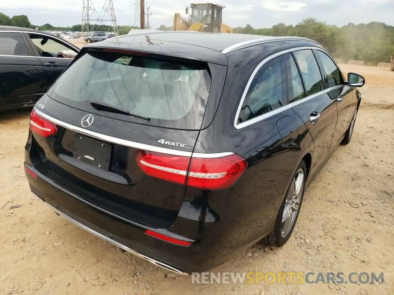 4 Photograph of a damaged car WDDZH6JB5KA522547 MERCEDES-BENZ E-CLASS 2019