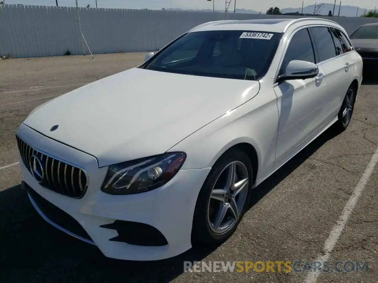 2 Photograph of a damaged car WDDZH6JB5KA529675 MERCEDES-BENZ E-CLASS 2019